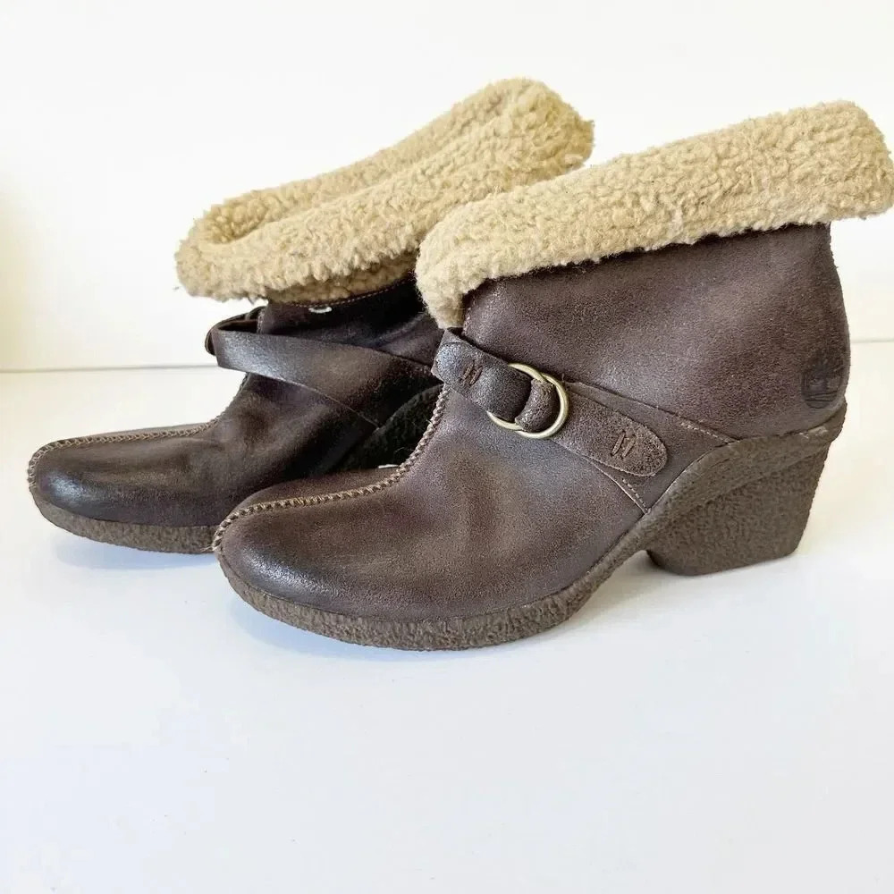 TIMBERLAND Earth Keepers‎ Womens 7.5 Wedge Shearling Lined Brown Booties